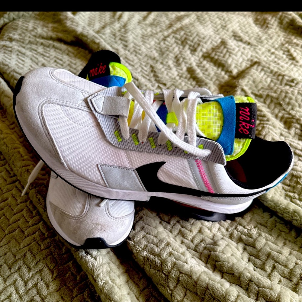 Nike sneakers men’s size 10.5